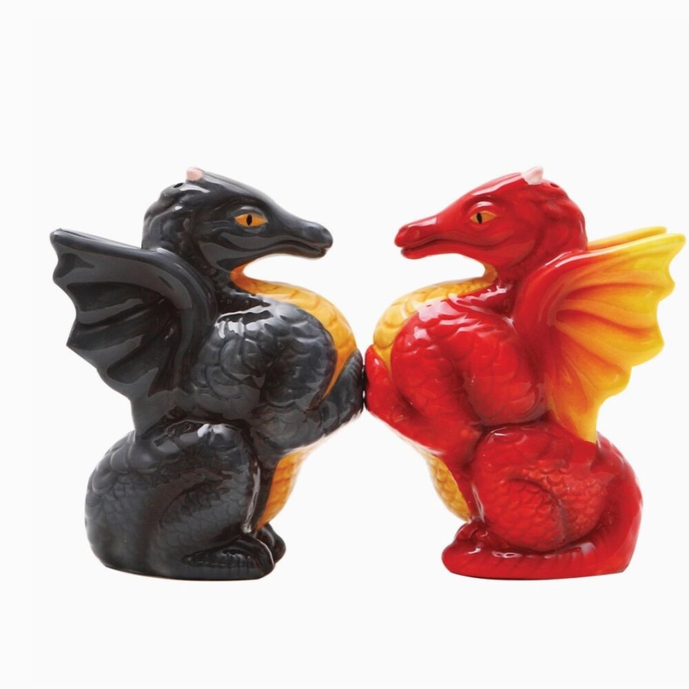 Dragons Salt and Pepper Shaker Set New in box